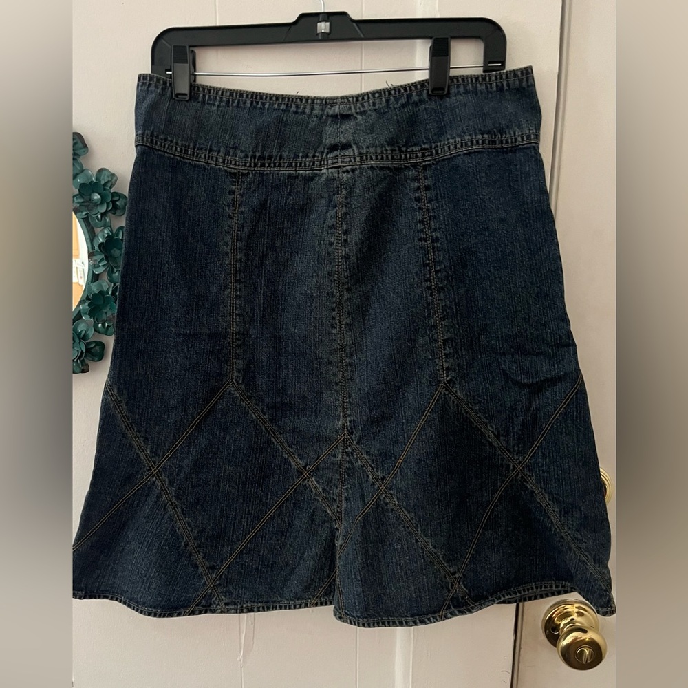 Women’s Skirt
